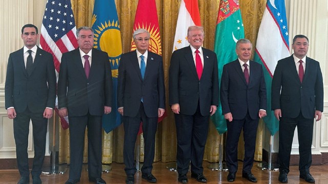 beyaz-saray-kazakistan-kirgizistan-tacikistan-turkmenistan-ve-ozbekistan-lid