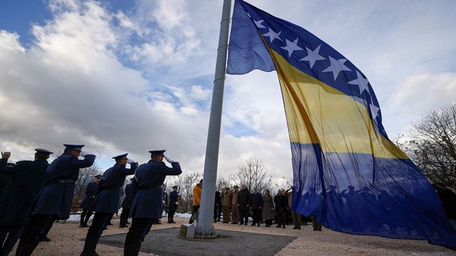 bosna-hersek-tarihinin-onemli-gunlerinden-devlet-gunu-torenlerle-kutlaniyor
