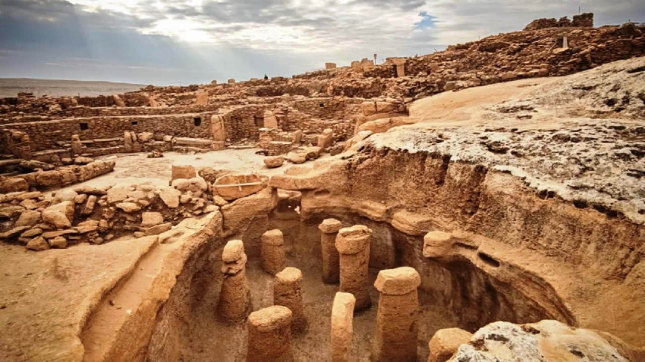 tarihin-akisini-degistiren-kesif-tas-tepelerde-30-yeni-neolitik-buluntu-acikla