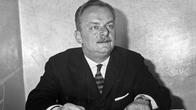 garip-akiminin-son-temsilcisi-melih-cevdet-anday-olumunun-23-yilinda-aniliyor