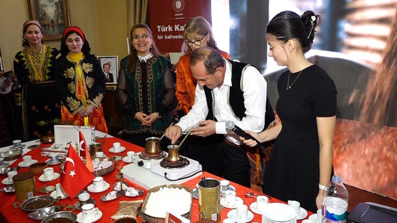 turkmenistanda-turk-kahvesi-etkinligi-yapildi