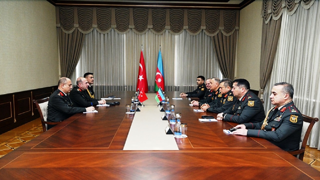 azerbaycan-ile-turkiye-arasindaki-muttefiklik-baku-de-duzenlenen-ust-duzey-bir