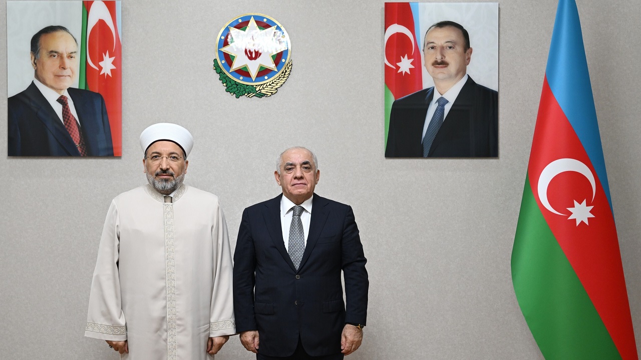 diyanet-isleri-baskani-arpagus-azerbaycan-basbakani-esedov-ile-gorustu