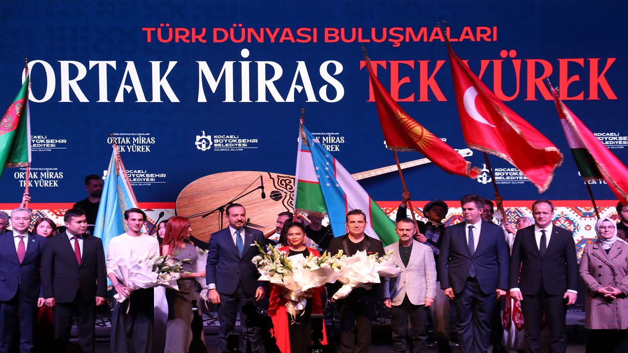 kocaelide-turk-dunyasi-bulusmalari-duzenlendi