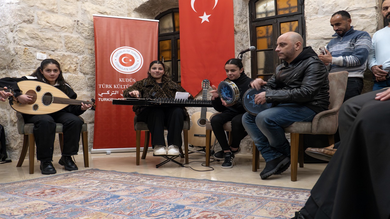 kudus-yee-cocuklarin-gozunden-kudus-fotograf-yarismasina-ev-sahipligi-yapti