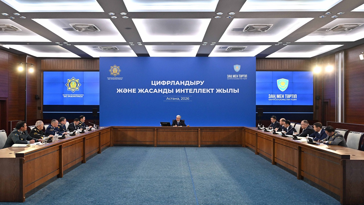 tokayev-bassavci-icisleri-ve-yapay-zeka-bakanlariyla-toplanti-gerceklestrdi