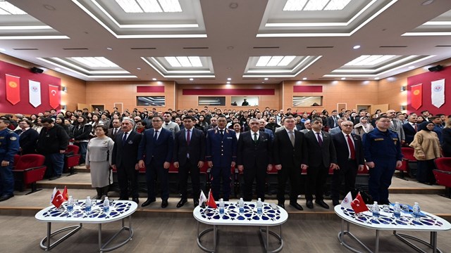 kirgizistan-turkiye-manas-universitesinde-6-subat-depremlerinde-hayatini-kaybed