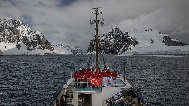 turk-bilim-insanlari-10-kez-beyaz-kita-da