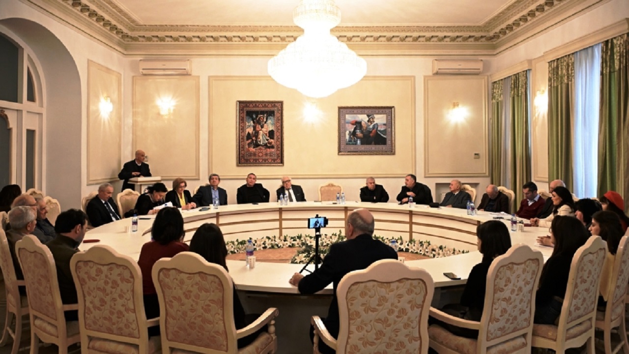 birinci-turkoloji-kongresi-nin-100-yil-donumu-vesilesiyle-bilim-dunyasi-baku-de