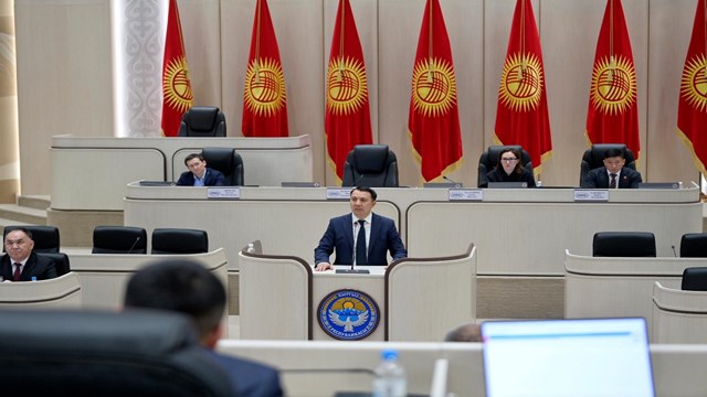 kirgizistanda-yeni-meclis-baskani-marlen-mamataliyev-oldu