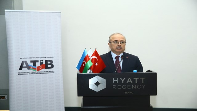 azerbaycan-turkiye-isadamlari-birligi-uyeleri-bakude-bir-araya-geldi