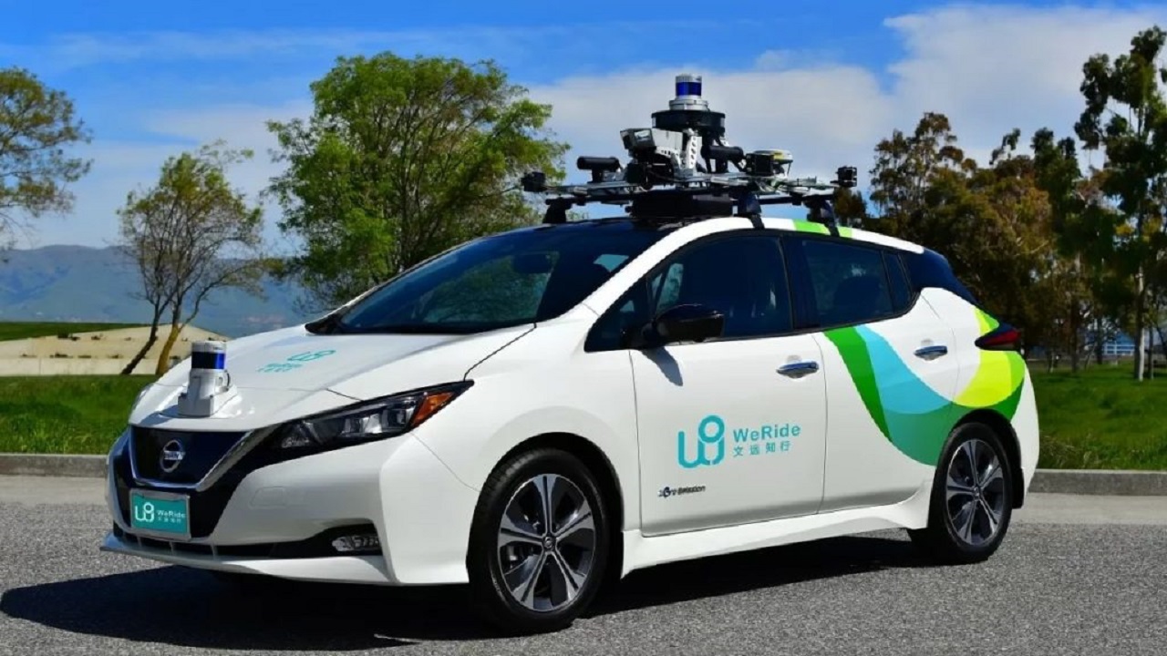 kazakistan-da-surucusuz-taksiler-yola-cikiyor