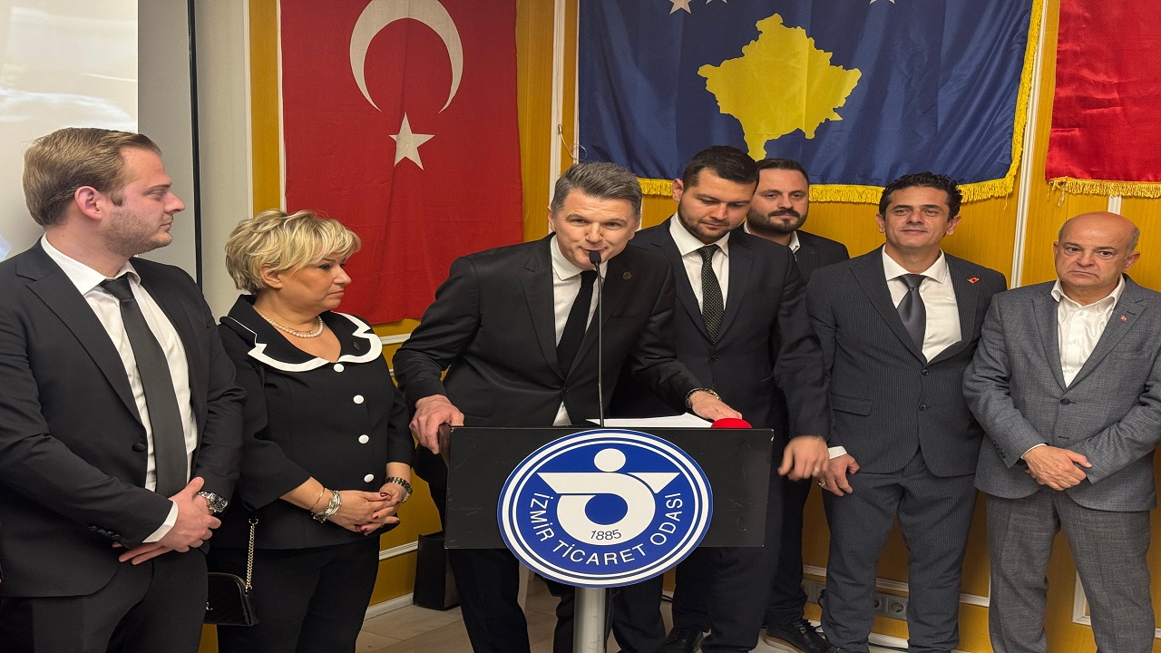 izmirde-kosova-bagimsizlik-gunu-kutlandi