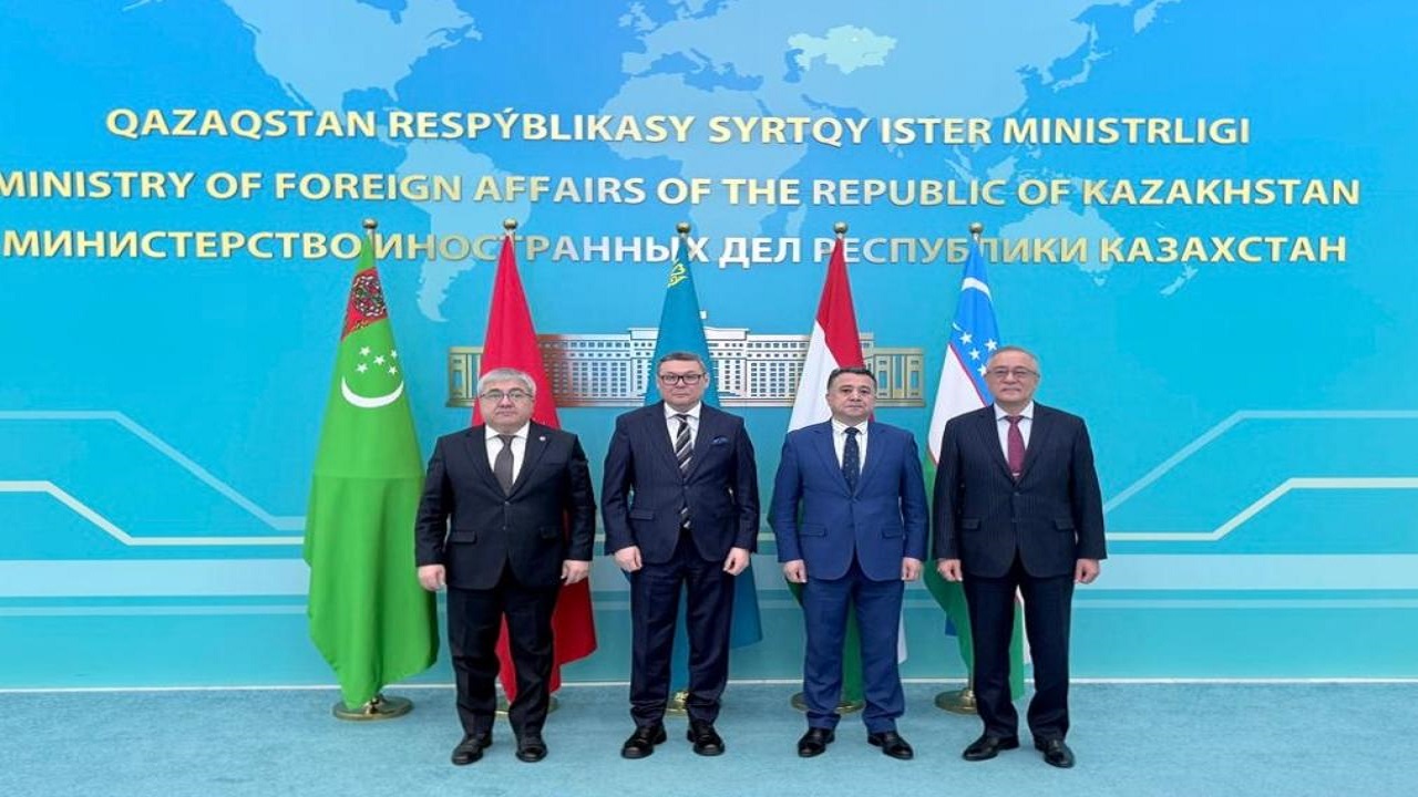 afganistanin-turkistan-ulkelerinde-bulunan-temsilcileri-astanaki-bolgesel-tem