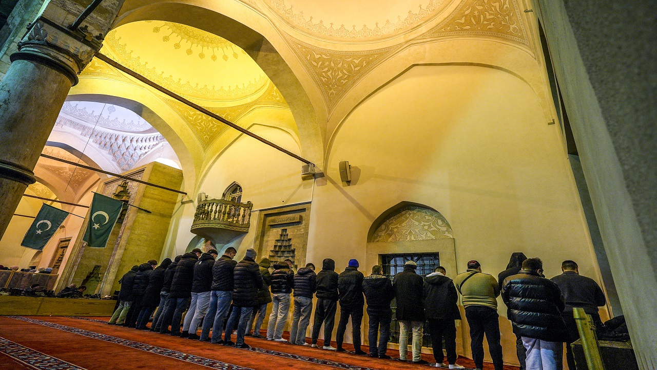 bosna-hersekte-muslumanlar-ramazan-ayini-coskuyla-karsiladi