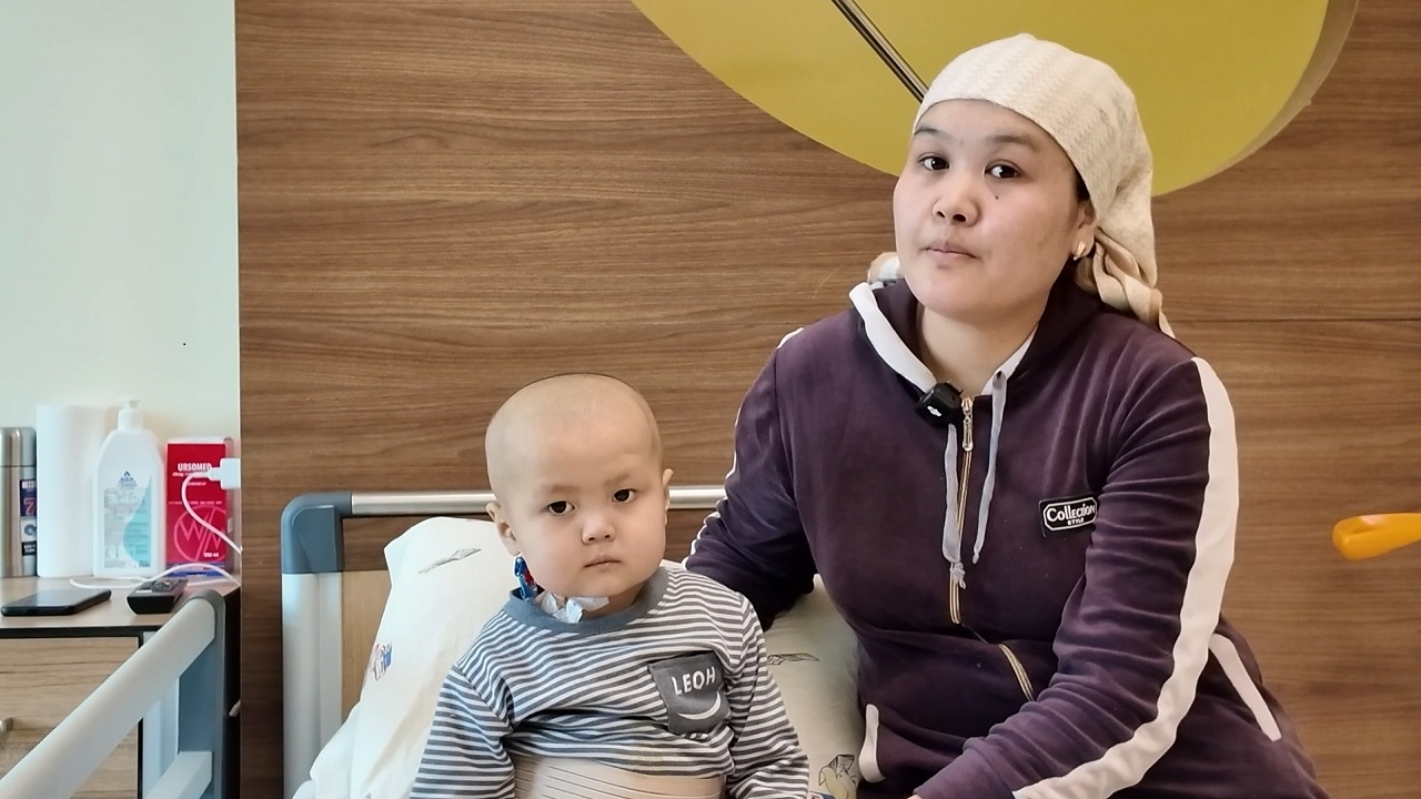 kirgizistanli-3-yasindaki-nuryigit-karaciger-dokusu-nakliyle-turkiyede-hayata-t