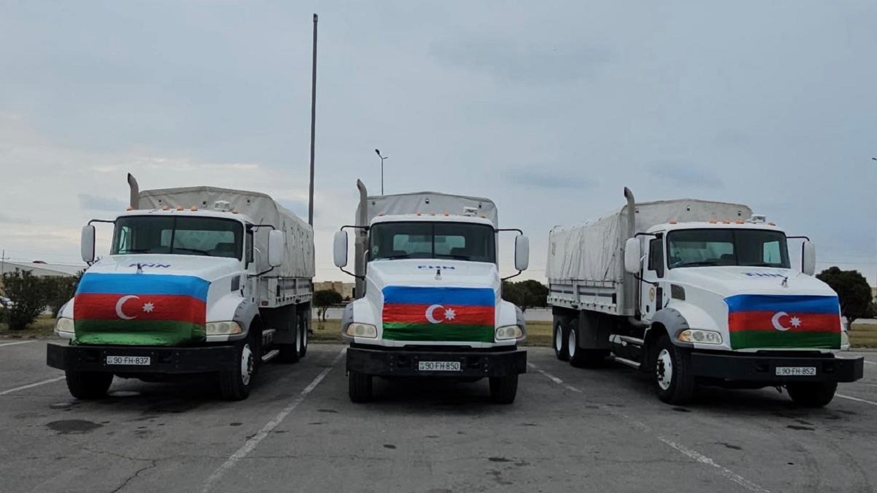 azerbaycandan-irana-dostluk-eli-gida-ve-tibbi-malzeme-sevkiyati-basladi