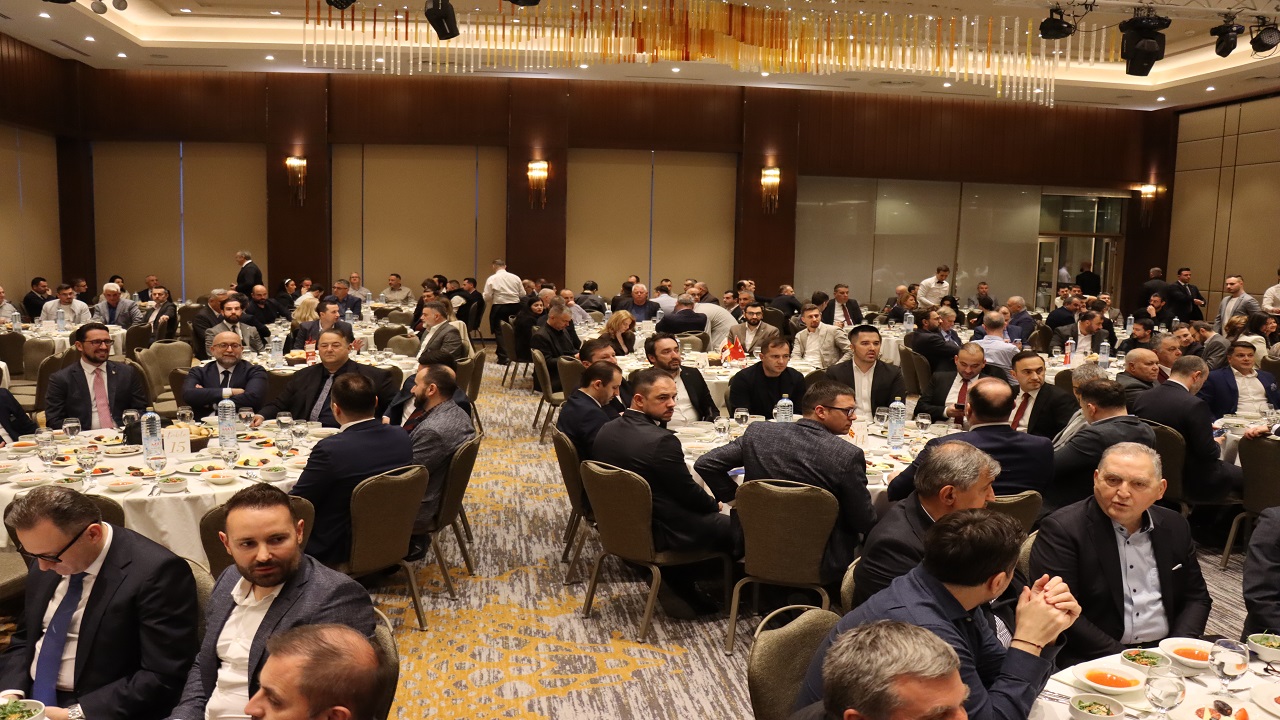 makedonya-turkiye-ticaret-odasi-uskupte-iftar-programi-duzenledi