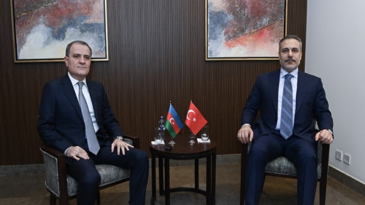 riyad-da-azerbaycan-v-turkiye-disisleri-bakanlari-bolgesel-guvenligi-ele-aldila