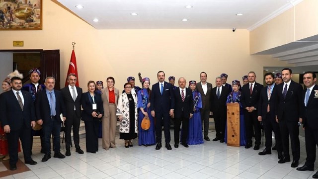 turkistan-hoca-ahmet-yesevi-yolunda-ahilik-sempozyumuna-ev-sahipligi-yapti