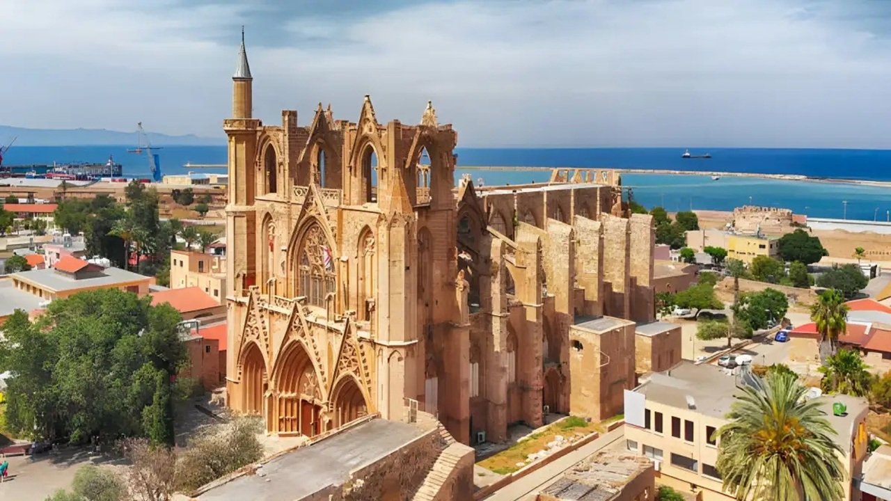 gazimagusa-nin-incisi-restore-ediliyor