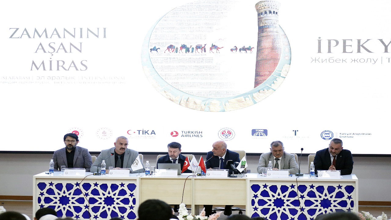 zamanini-asan-miras-ipek-yolu-sergisi