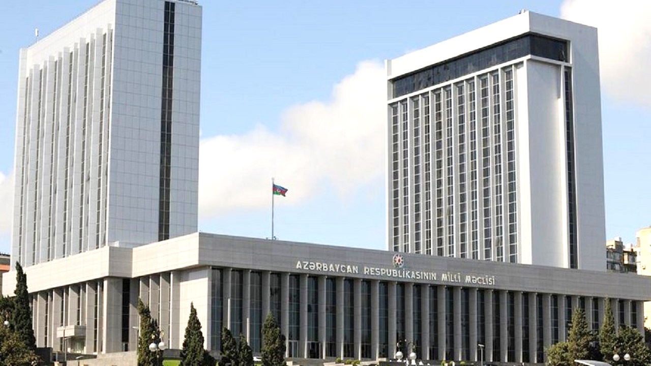 azerbaycan-ile-avrupa-parlamentosu-ap-arasindaki-ipler-tamamen-koptu