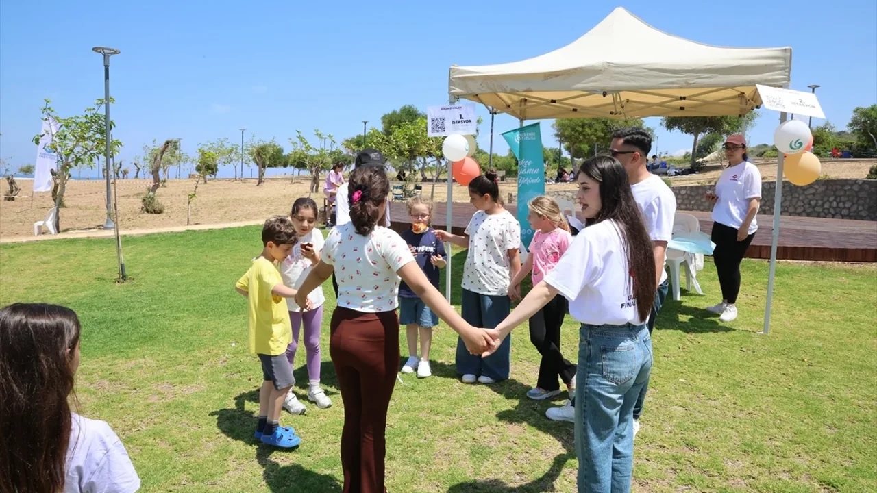 kibris-ta-tabletler-birakildi-sokak-oyunlari-senlendi