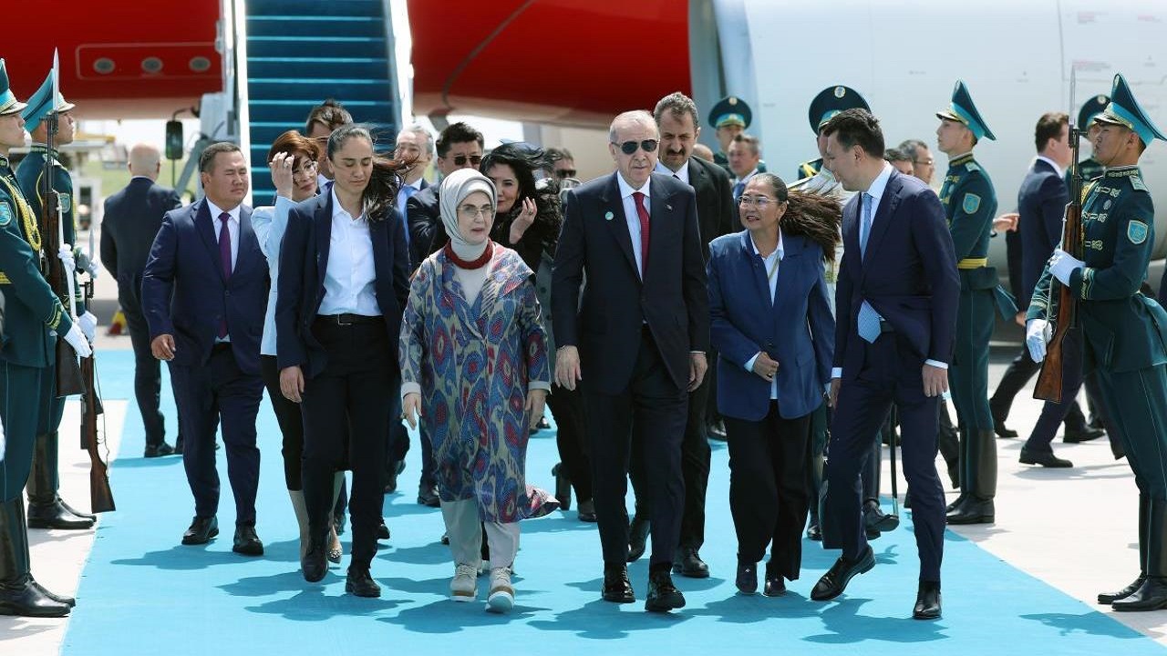 cumhurbaskani-erdogan-tdt-zirvesi-icin-turkistan-da
