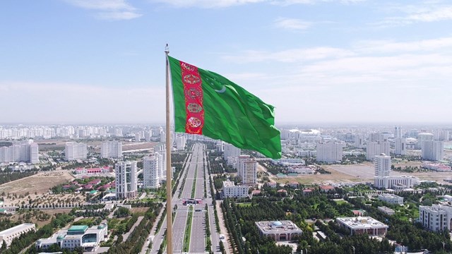 turkmenistanda-anayasa-ve-bayrak-gunu