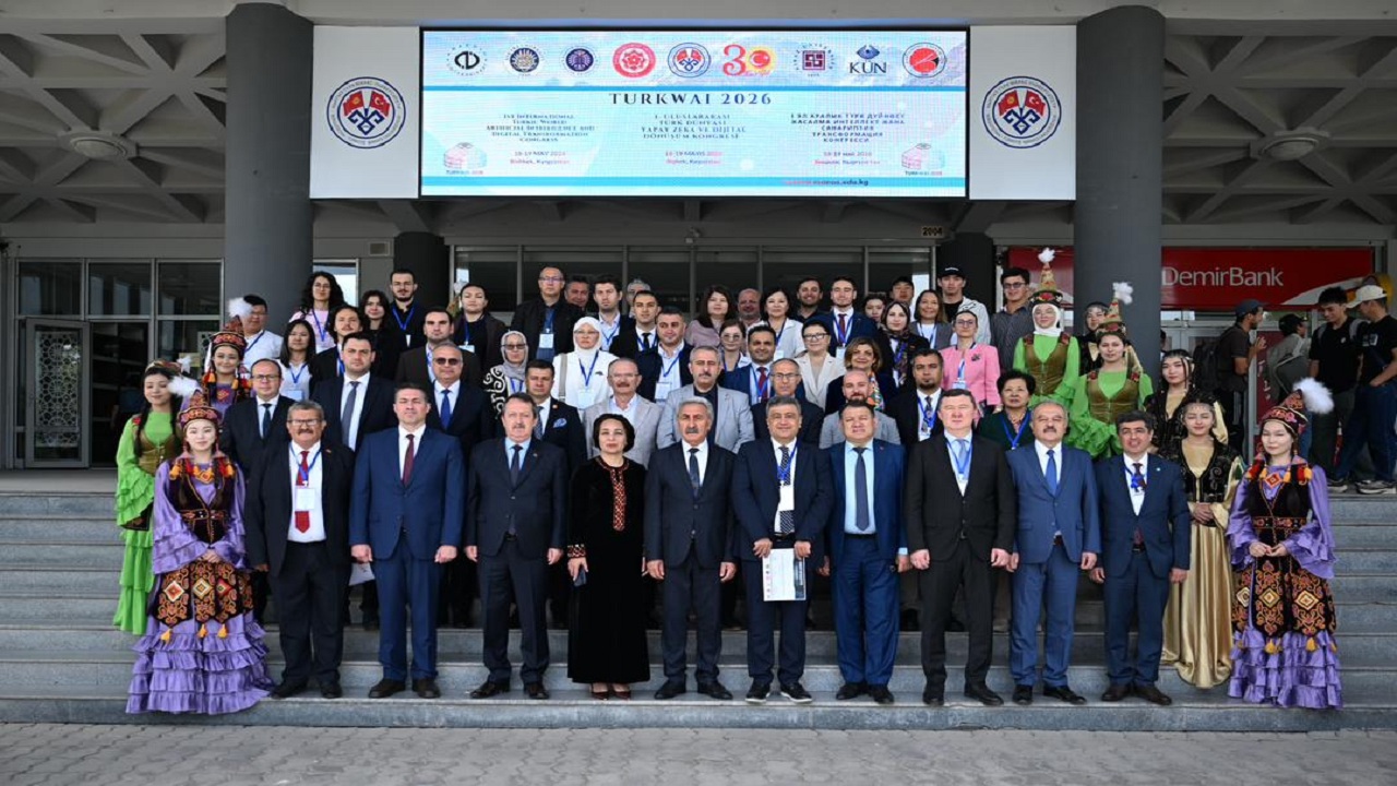 turk-dunyasinin-teknoloji-elcileri-kirgizistanda-bulustu