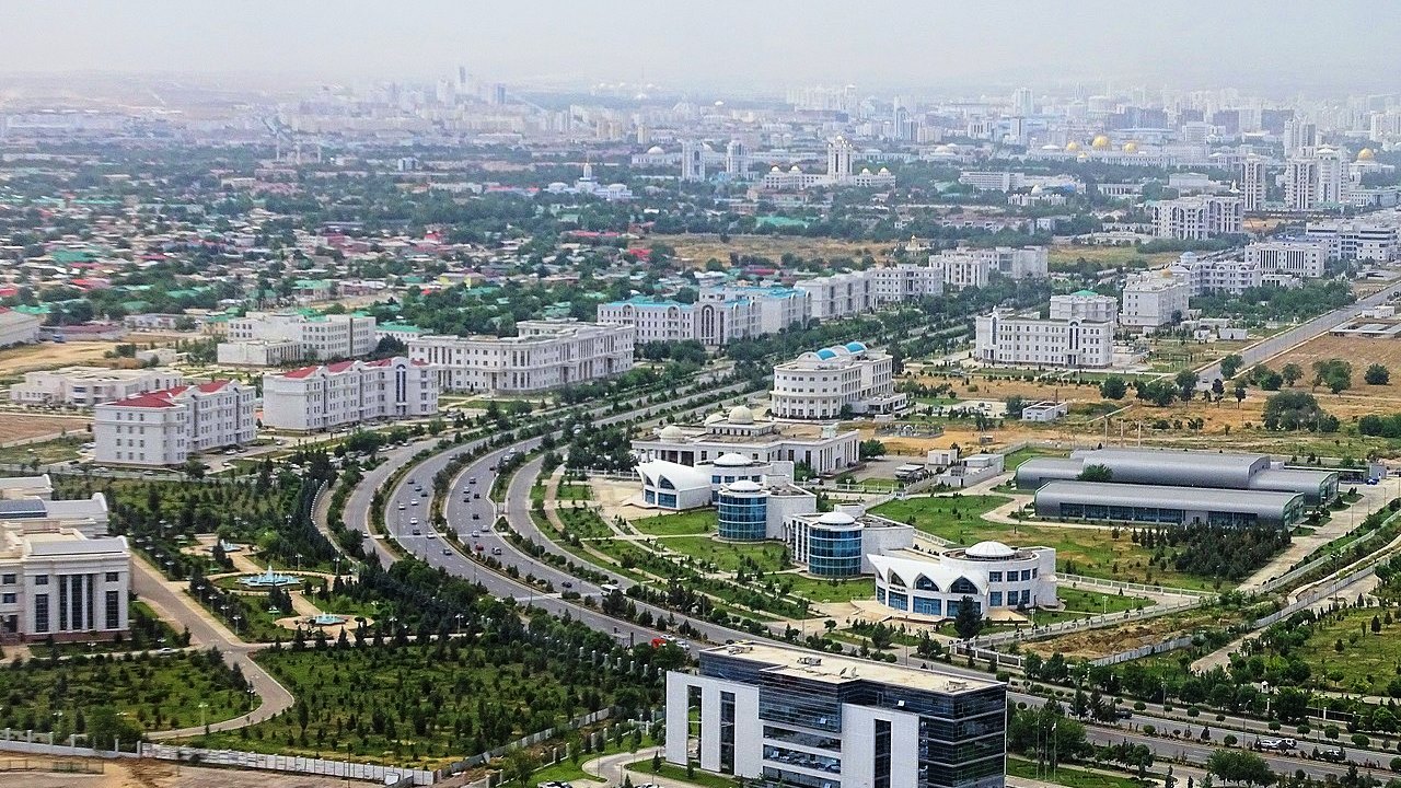askabat-ta-gelecegin-sehirleri-konusuldu