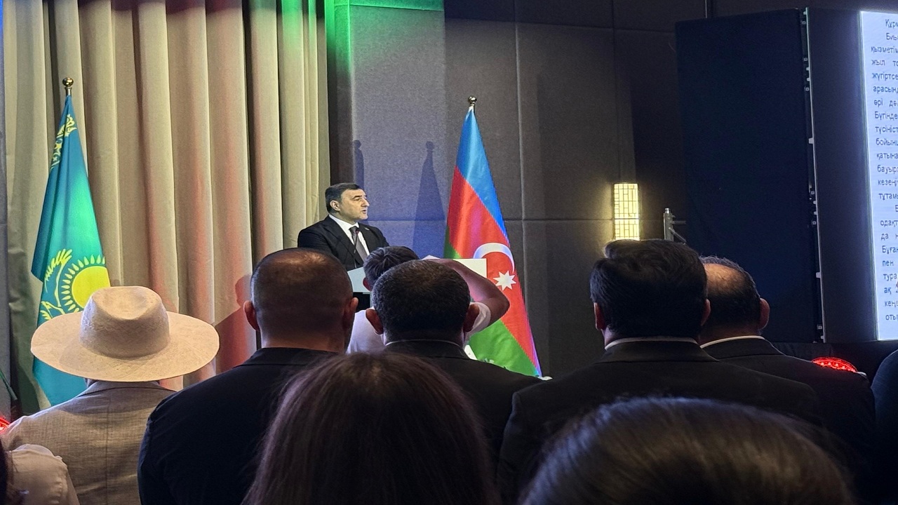 hazar-in-altindan-dijital-bag-trans-hazar-fiber-optik-iletisim-hatti-onumuzdeki