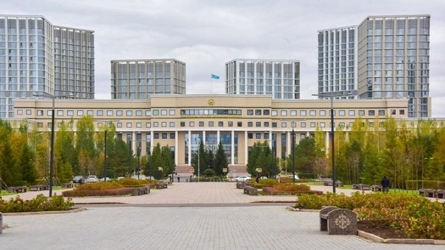 kazakistan-disisleri-bakanligi-vatandaslarini-irana-seyahat-etmemeleri-konusund