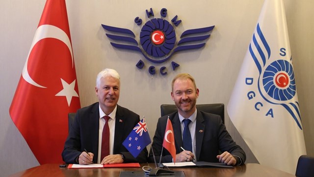 turkiye-ile-yeni-zelanda-havacilik-alaninda-mutabakat-zapti-imzaladi