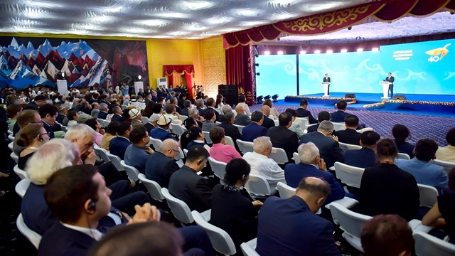 uluslararasi-isik-gol-forumu-kuresel-krizlere-karsi-10-maddelik-tarihi-bildirge