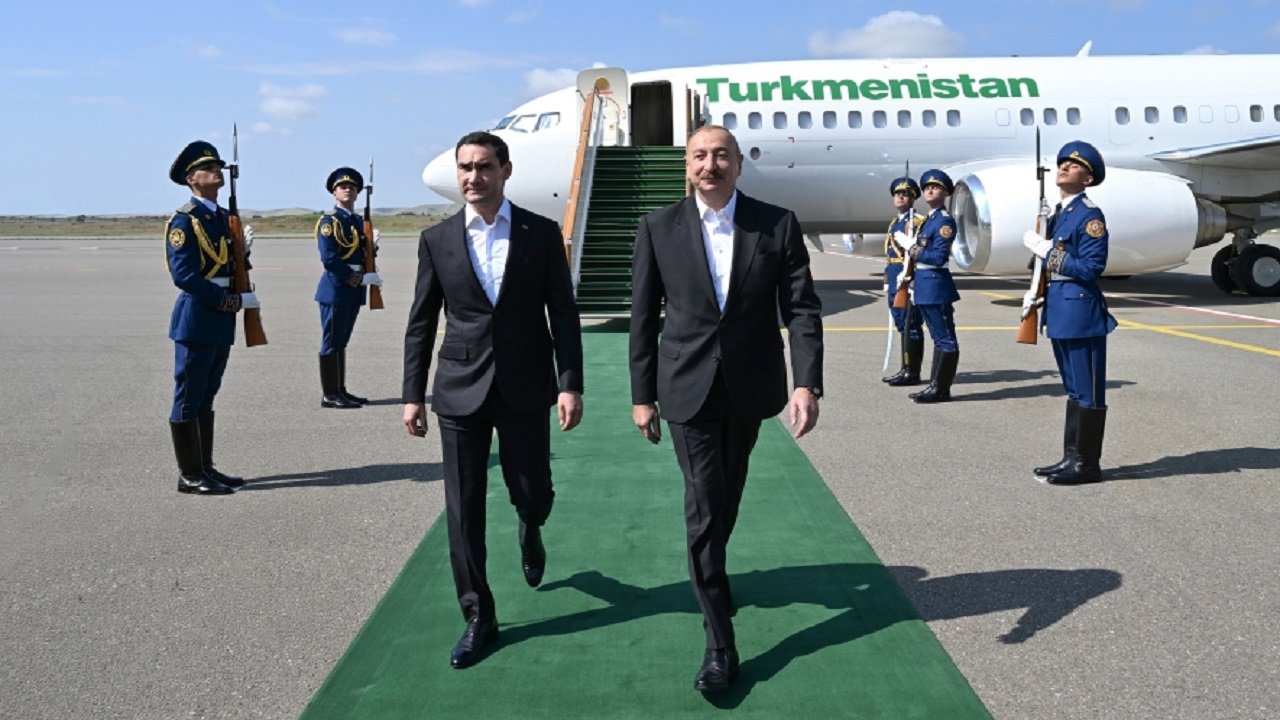 turkmenistan-cumhurbaskani-serdar-berdimuhamedov-azerbaycana-yaptigi-resmi-ziy