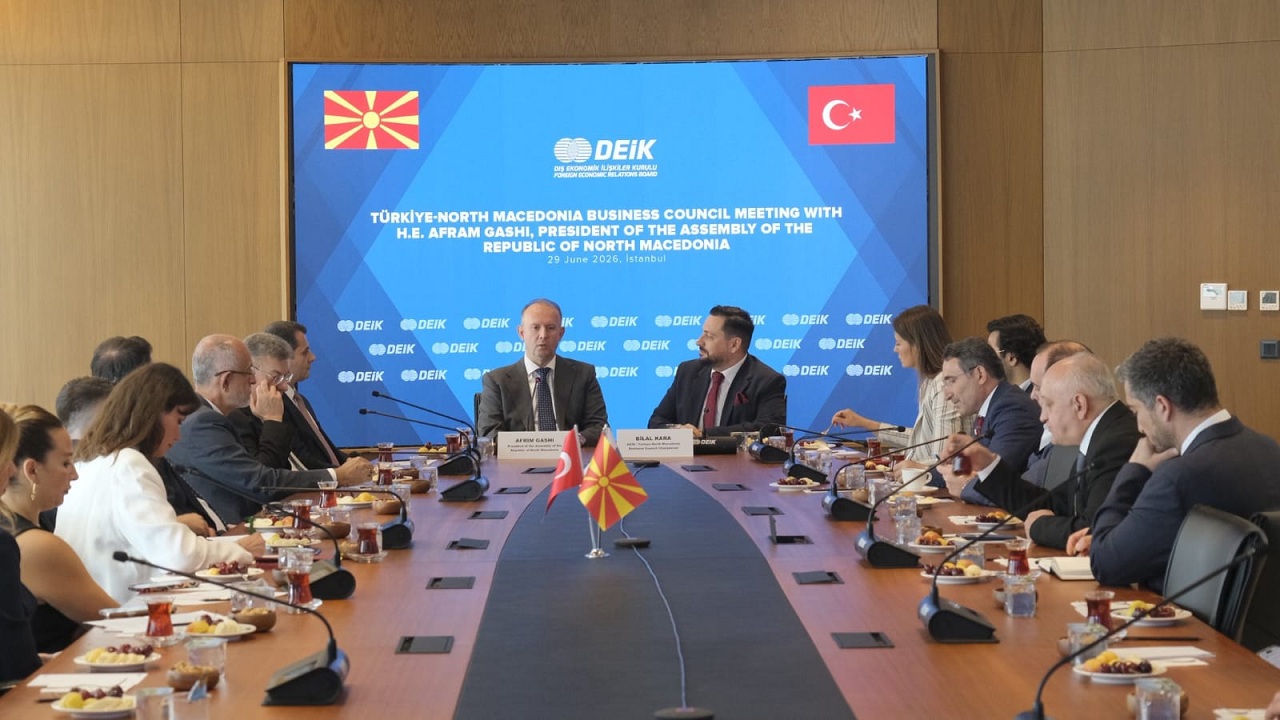 k-makedonya-meclis-baskani-gashiden-deike-ziyaret