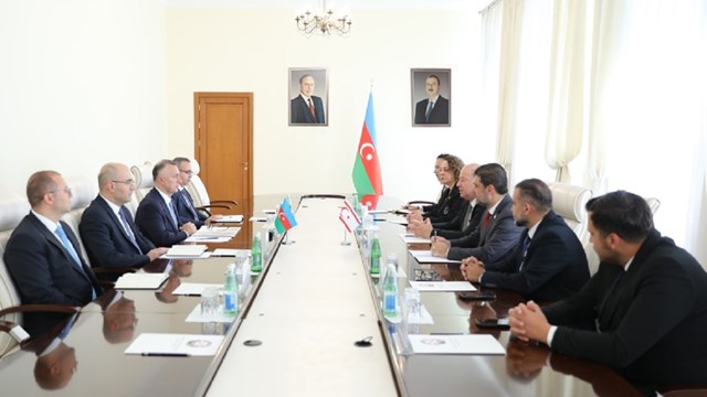 azerbaycan-ve-kktc-arasinda-dijital-saglik-ve-egitim-is-birligi