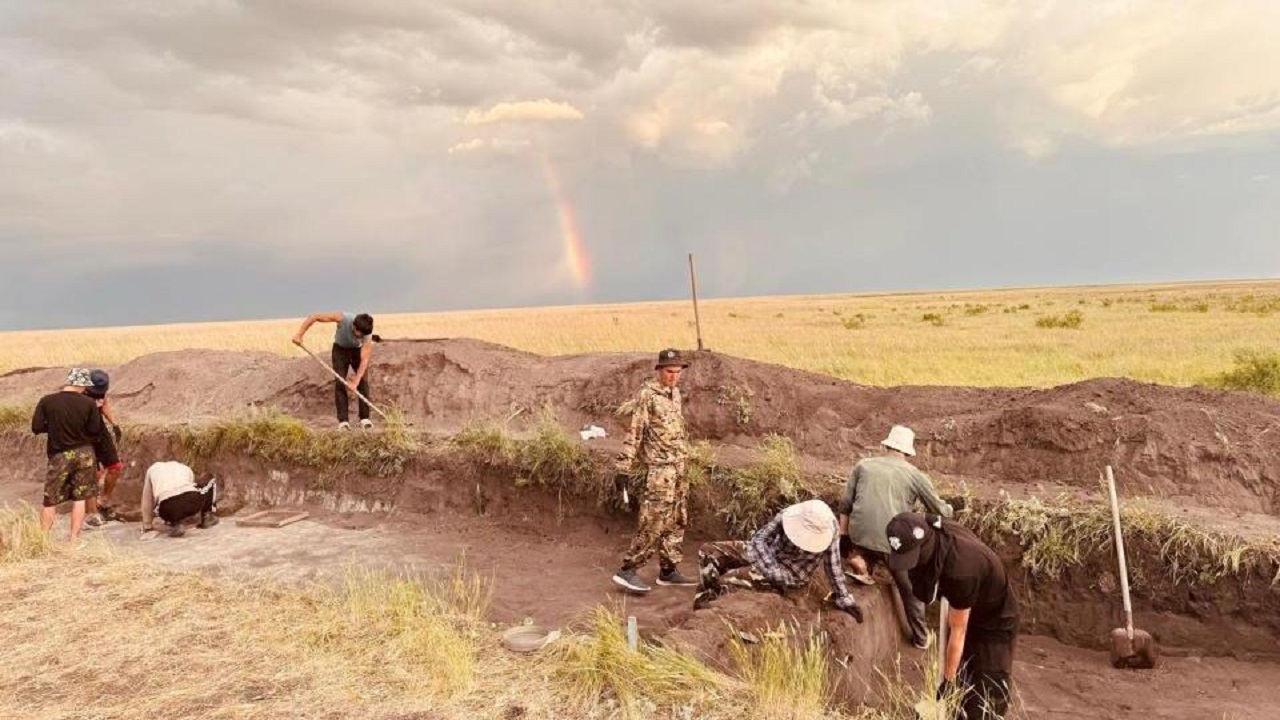 kazakistan-da-tas-devri-arkeolojisi-adina-cigir-acici-kesif-neolitik-cag-a-ait