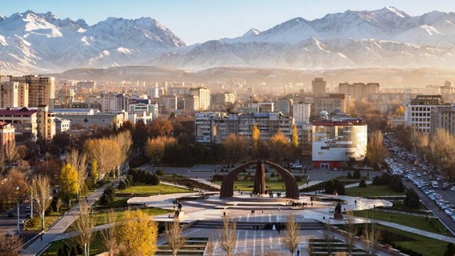 kirgizistan-da-tum-zamanlarin-temmuz-ayi-sicaklik-rekoru-kirildi