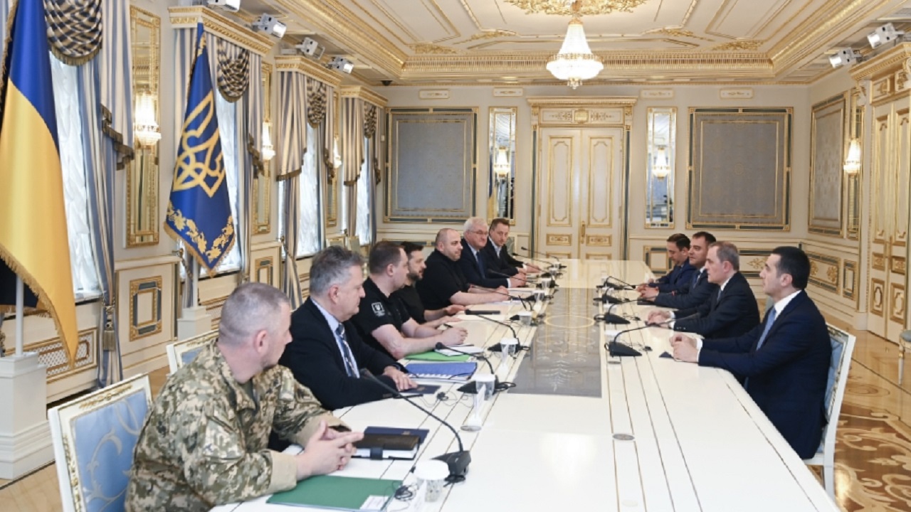 ukrayna-cumhurbaskani-azerbaycan-disisleri-bakanini-kabul-etti