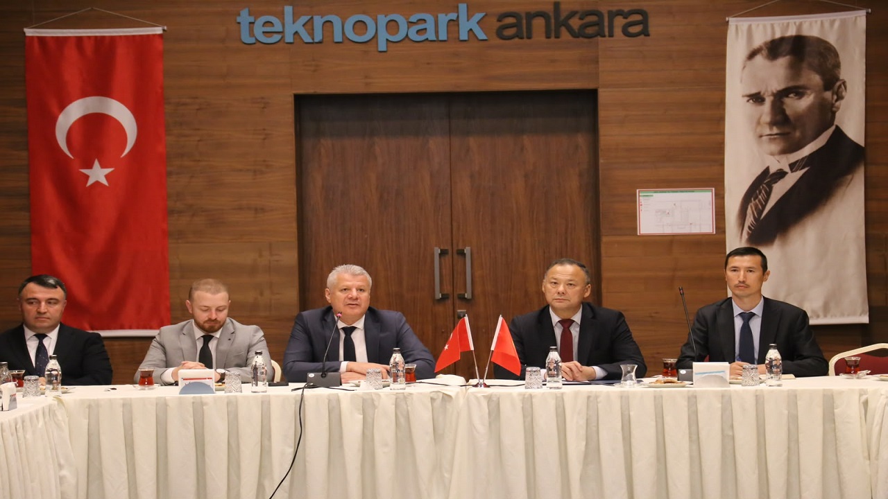 turkiye-kirgizistan-is-ve-yatirim-toplantisi-ankarada-gerceklestirildi