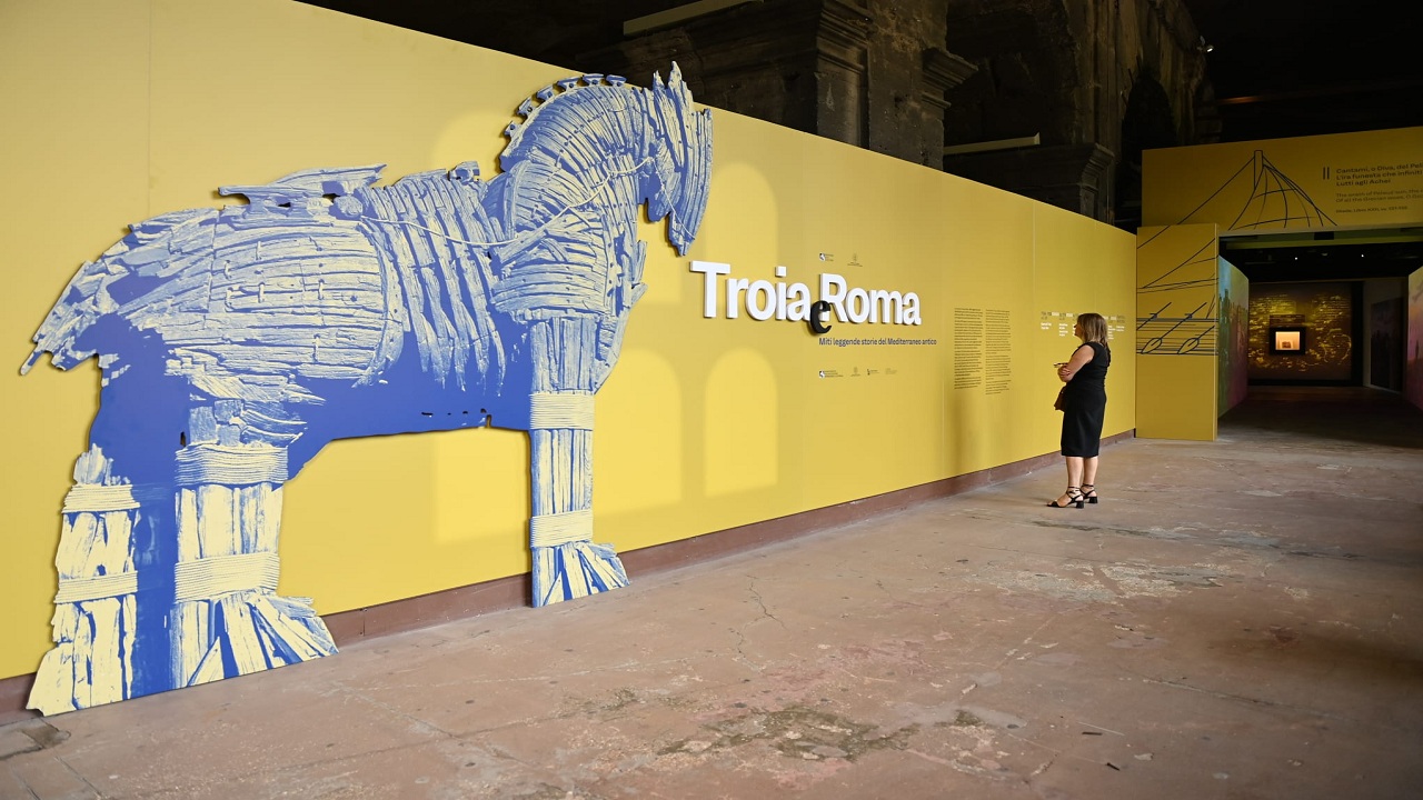 troia-nin-efsanevi-hikayesi-roma-nin-kalbinde-milyonlari-buyuluyor