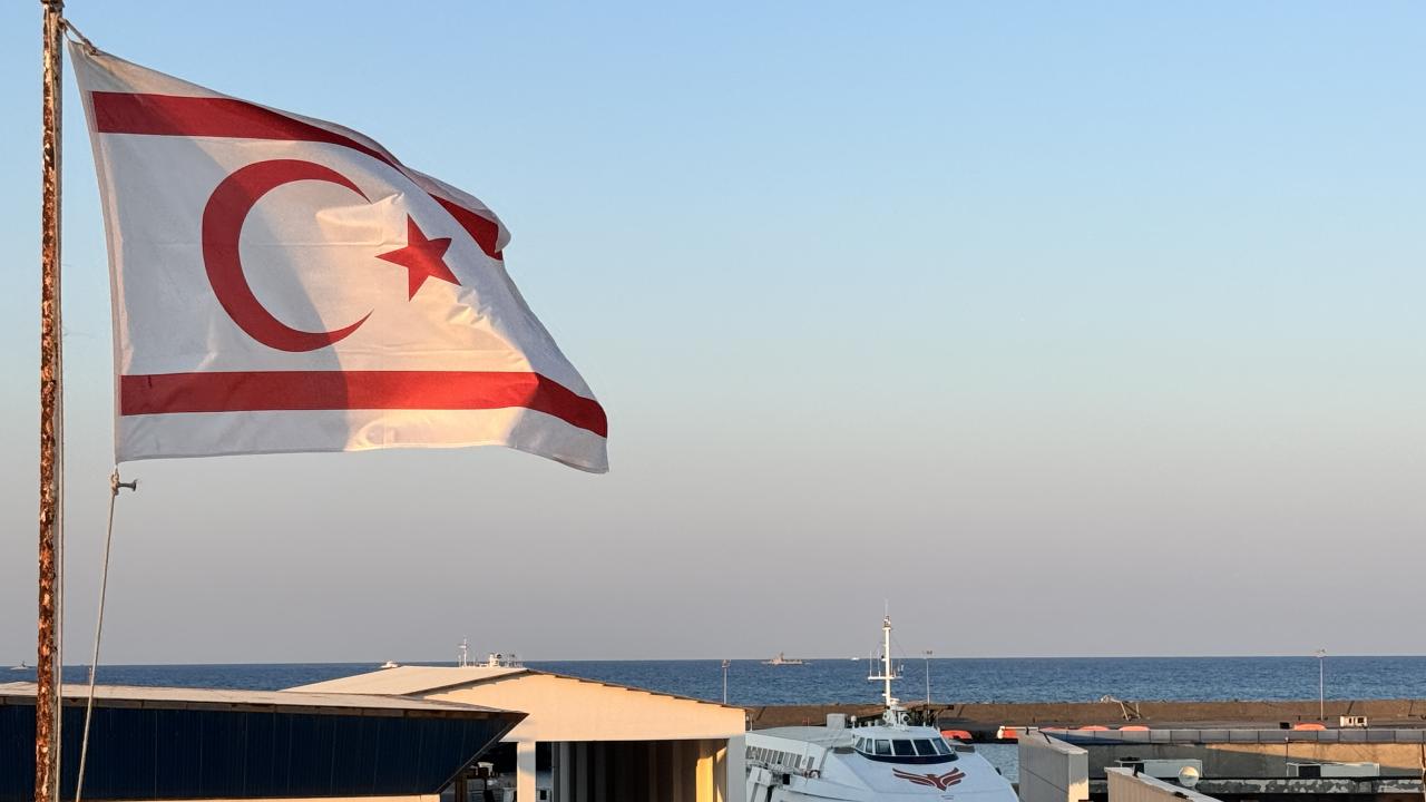 girne-aciklarindaki-deniz-faciasinin-nedenleriyle-ilgili-arastirmalar-devam-ediy