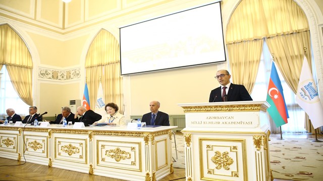 baku-de-14-uluslararasi-altay-topluluklari-sempozyumu-basladi