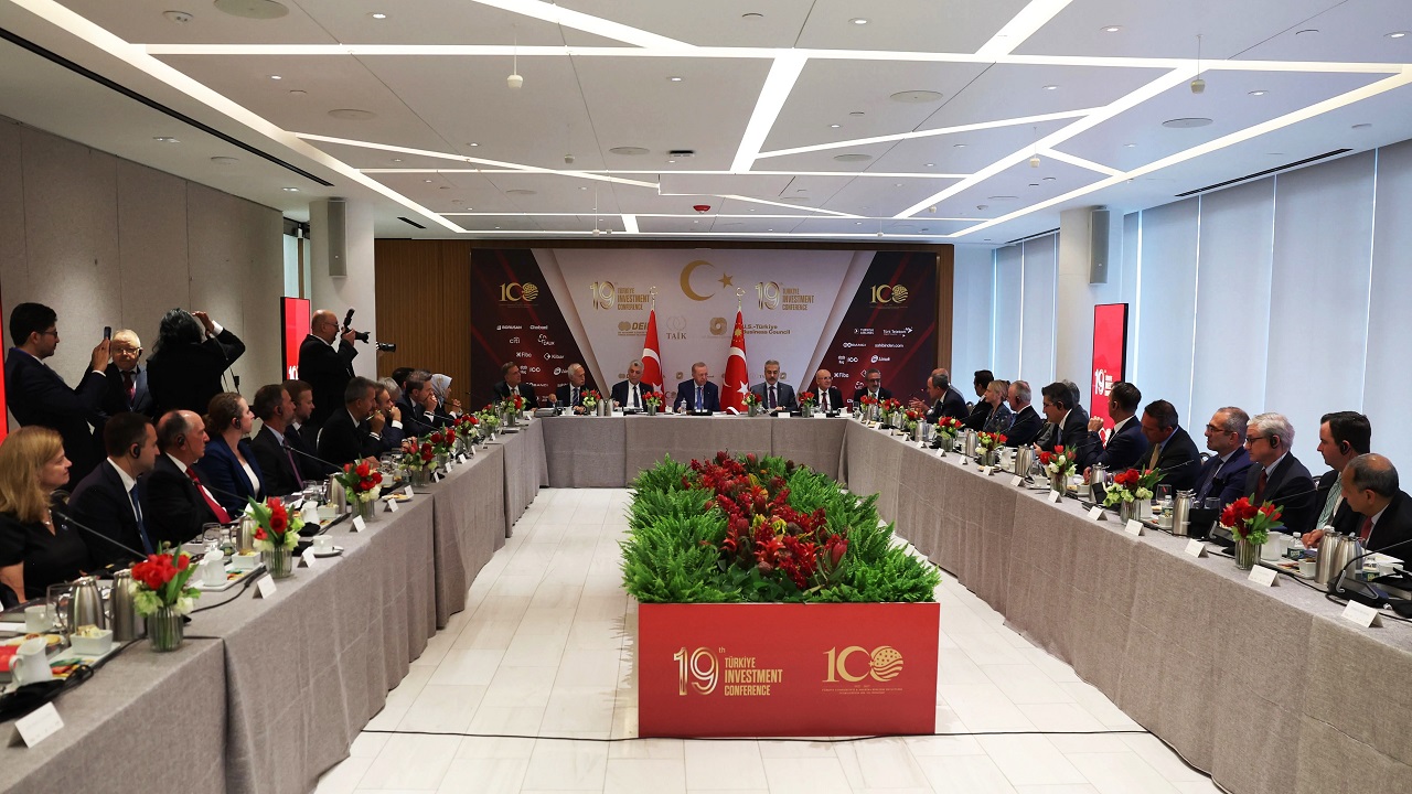 cumhurbaskani-erdogan-baku-tiflis-ceyhandan-tanapa-kadar-turkiye-en-guvenil