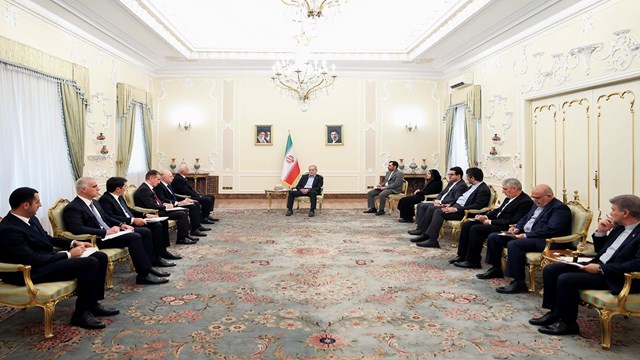 pezeskiyan-sinirlar-iran-azerbaycan-iliskilerinin-gelismesine-engel-olmayacak