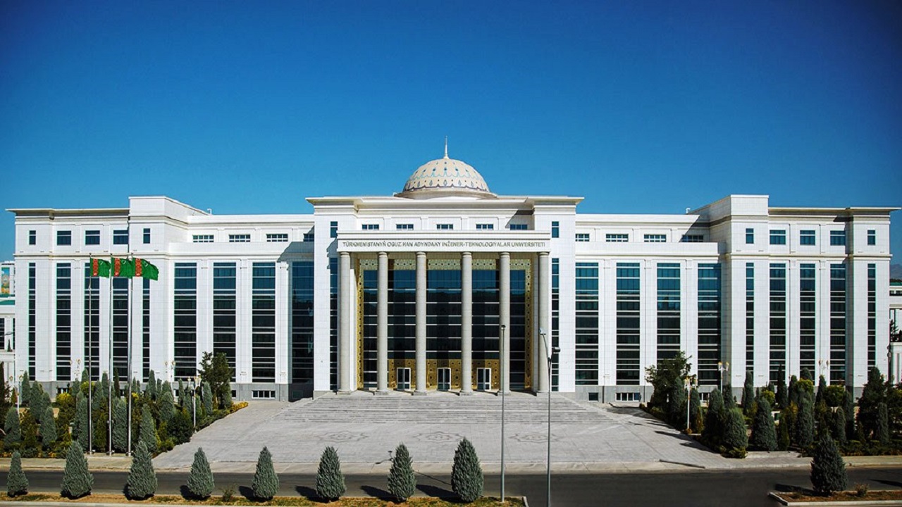 turkmenistan-da-bir-ilk-yapay-zeka-destekli-elektronik-universite-sistemi-bas