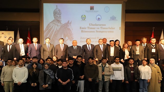 uluslararasi-em-r-timur-ve-timurlular-ronesansi-sempozyumu-ankarada-basladi